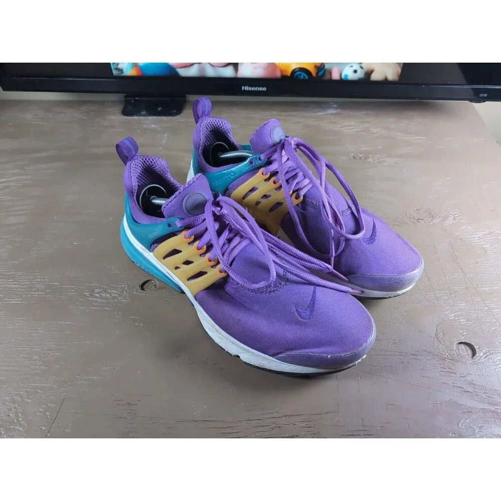 Nike AIR PRESTO Sz 10 Mens CT3550-500 Running Walking 44 Purple Berry
